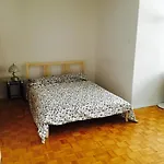 Stylish Montreal Apartment Comfortable Stay In The Golden Square Mile
